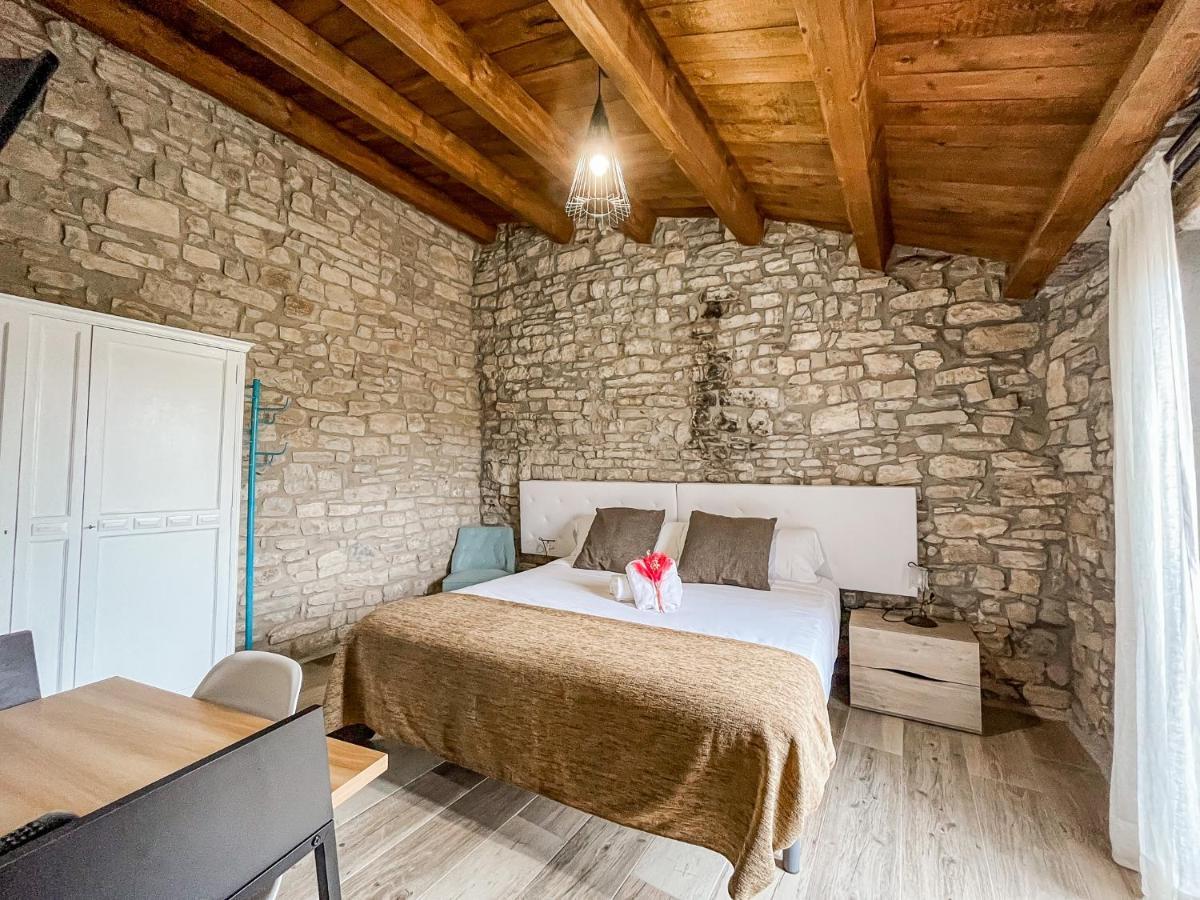 El Forn De Freixenet Con Servicios De Un Hotel Lleida Exteriér fotografie